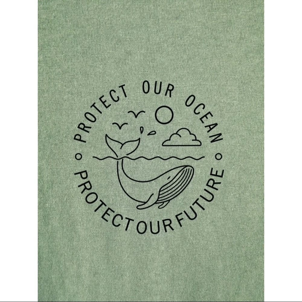 PLUS ocean whale graphic tee - Picture 2 of 6